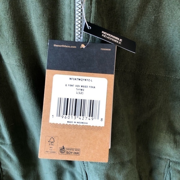 The North Face Kids' Green Mossbud Reversible Water Repellent Parka Jacket L 12 - Picture 11 of 12